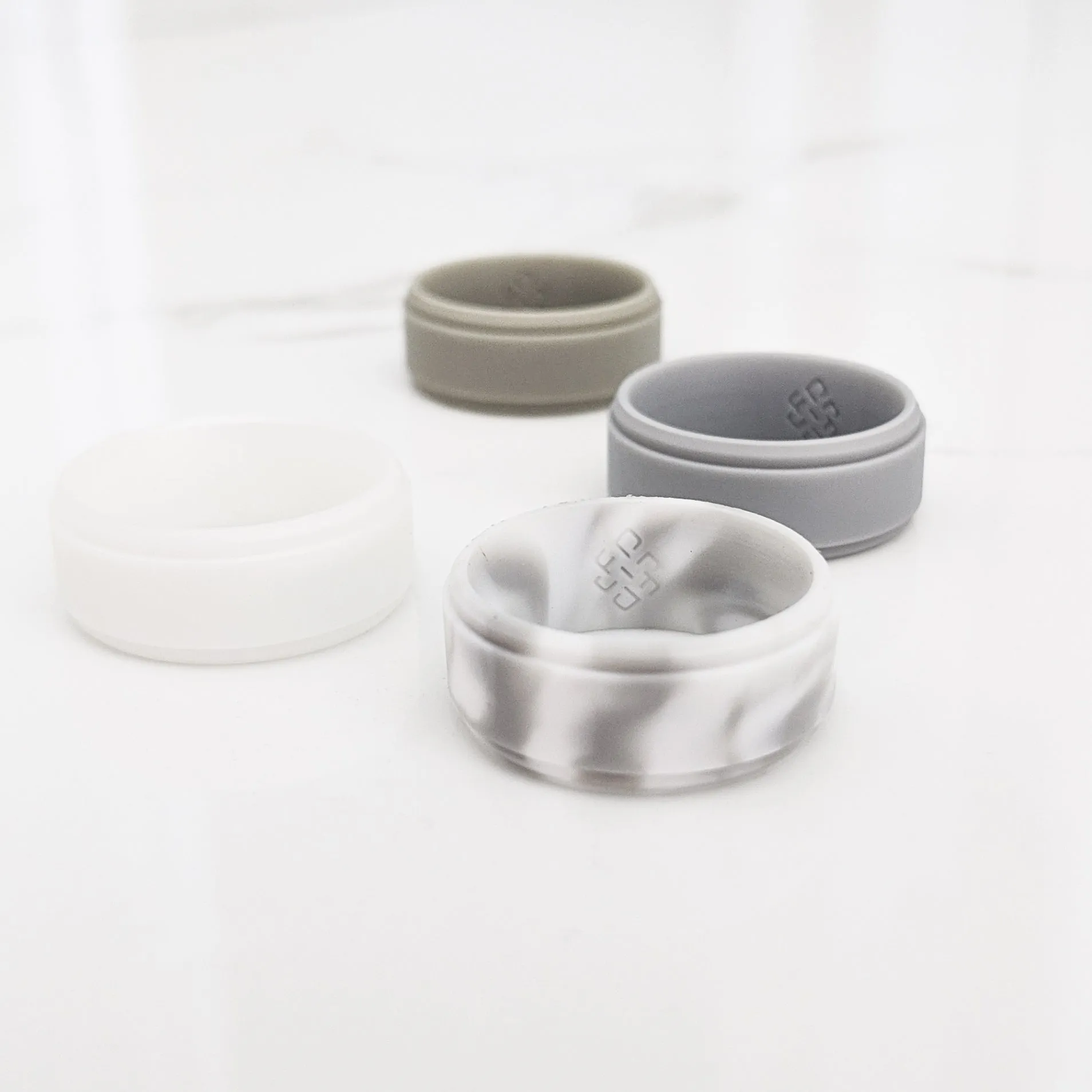 Light Grey Step Edge Breathable Silicone Ring for Men