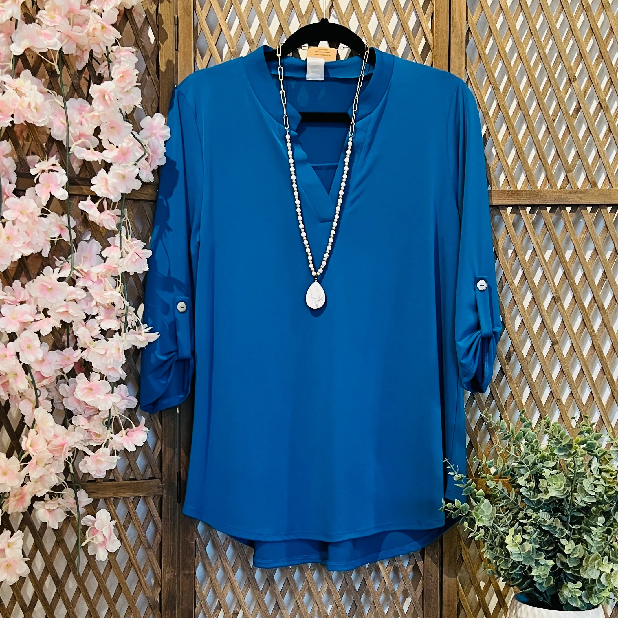 Royal Gabby With Back Buttons